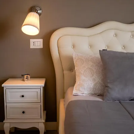 Saint Peter Welcoming