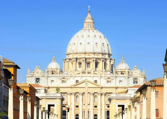 Saint Peter Welcoming